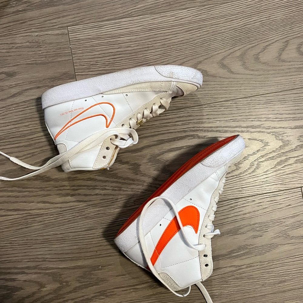 Nike Mid Blazers (Women) in White/Orange